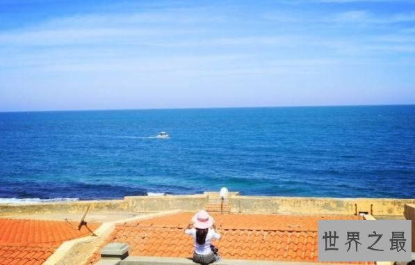 世界上最大的湖 大的像海的湖泊