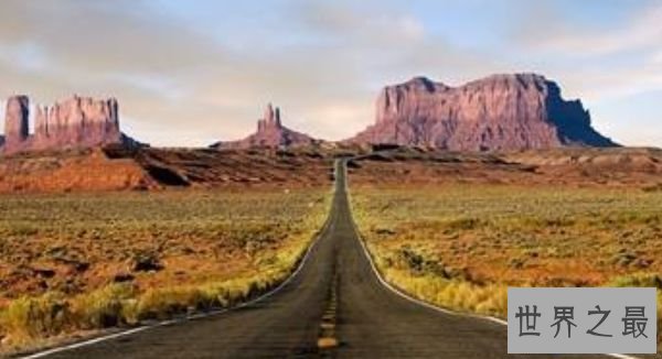 世界上最孤单的公路 一集体在荒芜的西部游荡