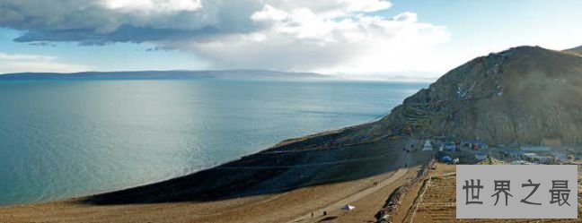 世界上海拔最高的大型湖泊 4700米高的西藏天湖