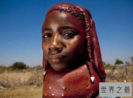 【图】世界上最脏的女人，安哥拉部落女人用牛粪洗头