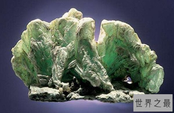 世界上最软的石头 可能写字造纸当药材