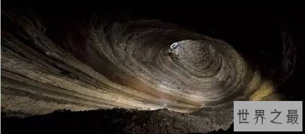 世界上最深的洞穴 探求地底2000米的秘密 世界上最深的洞穴 探求地底2000米的秘密
