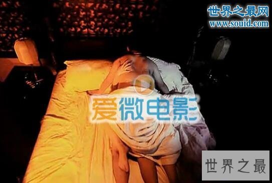 【图】吻戏最多的电影，香水有毒(性感怨妇色诱水管工