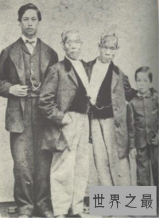 【图】世界上最著名的连体人，在泰国竖起雕像成为美