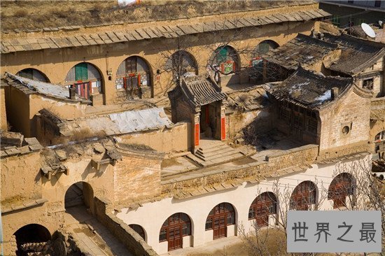 【图】陕西窑洞生存的老人 一辈子也没进过城与世隔绝