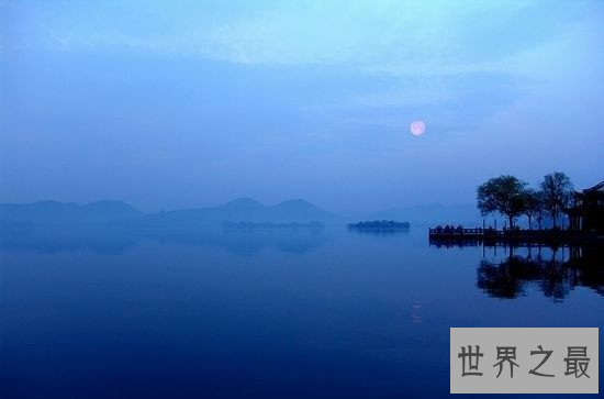 【图】最经典的西湖十景引见 2.8千米的苏堤竟成为十景