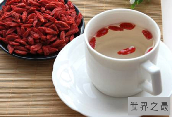 【图】枸杞子泡水喝的效用 小小枸杞可不止能补肾哦