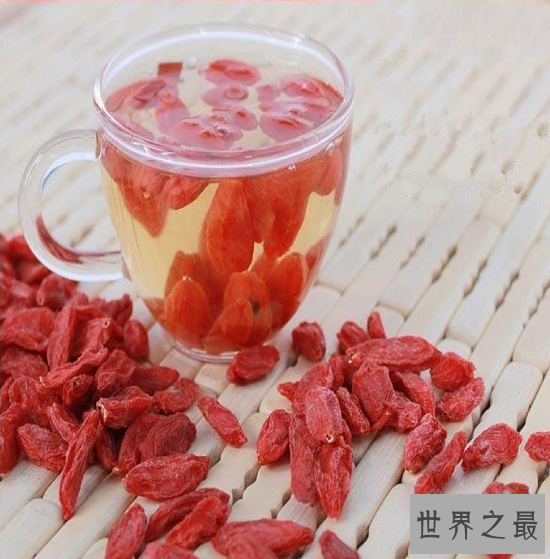【图】枸杞子泡水喝的效用 小小枸杞可不止能补肾哦