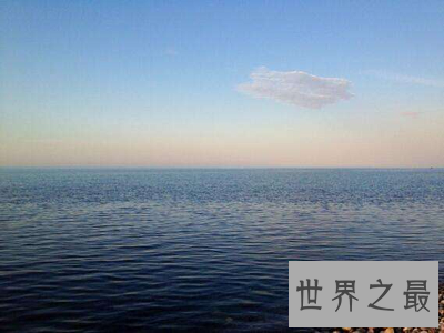 【图】世界上最大淡水湖 面积可达38万平方米！