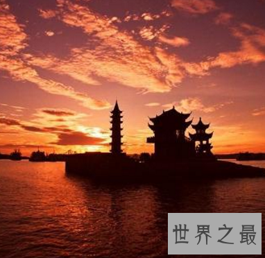 【图】度假旅行胜地 世界上中国最大的咸水湖真的不看