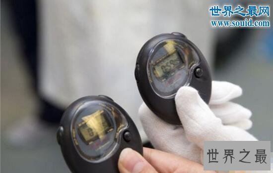 【图】世界第一快手，肉店老板1分钟做62根香肠