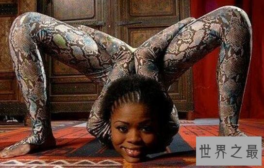 【图】世界六大奇怪橡胶人，美国蛇女可能将身材无限