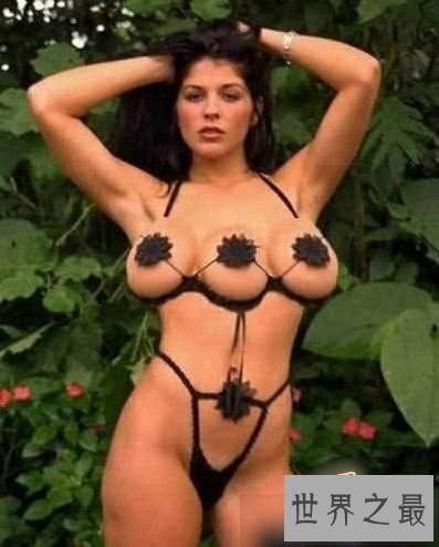 【图】世界上乳房最多的人，4个乳房的超级美女(图)