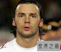 【图】世界十大乌龙球 国足赛场1幕成世界笑柄