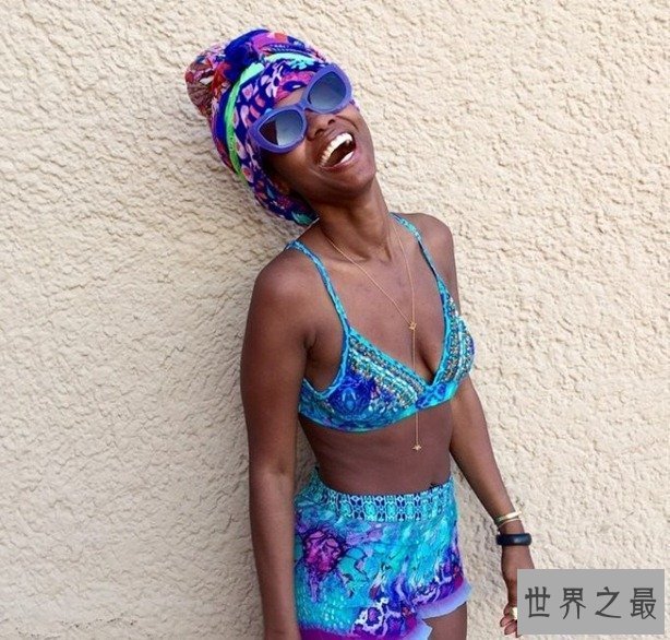 【图】世界上最性感的比基尼女孩，白花花的美颜精力