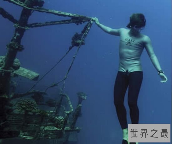 人类徒手潜水最深纪录 吉翁·奈瑞深潜最高记载达113米