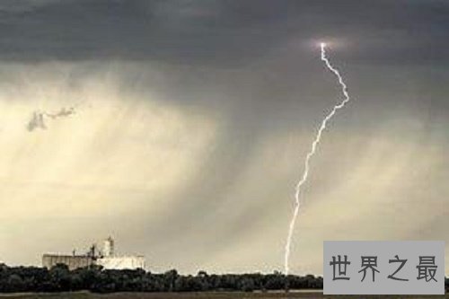 【图】梦见打雷,千红万紫安排著,只待新雷第一声。