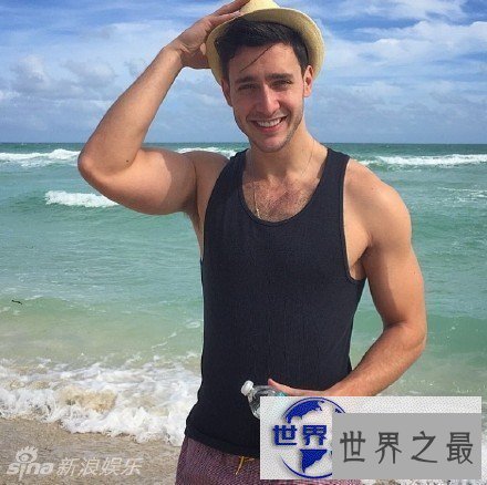 【图】全球最帅医生走红，女生排队去看病(医生制服