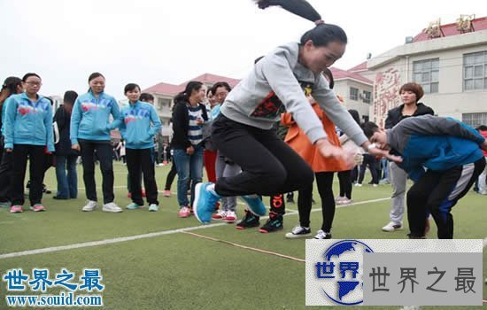 【图】立定跳远世界纪录，男子3.476米/女子3.25米