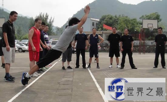 【图】立定跳远世界纪录，男子3.476米/女子3.25米