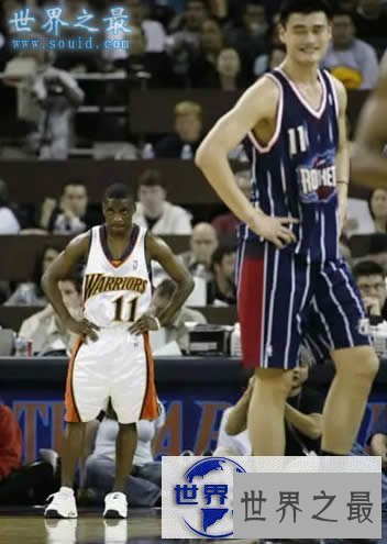 【图】十大NBA最矮的球员，只有1米6速度却最快